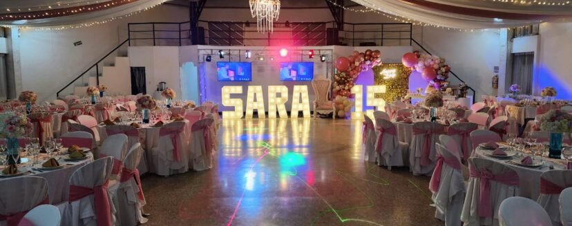 Quince 15 años silla trono letras led en Granada Cundinamarca
