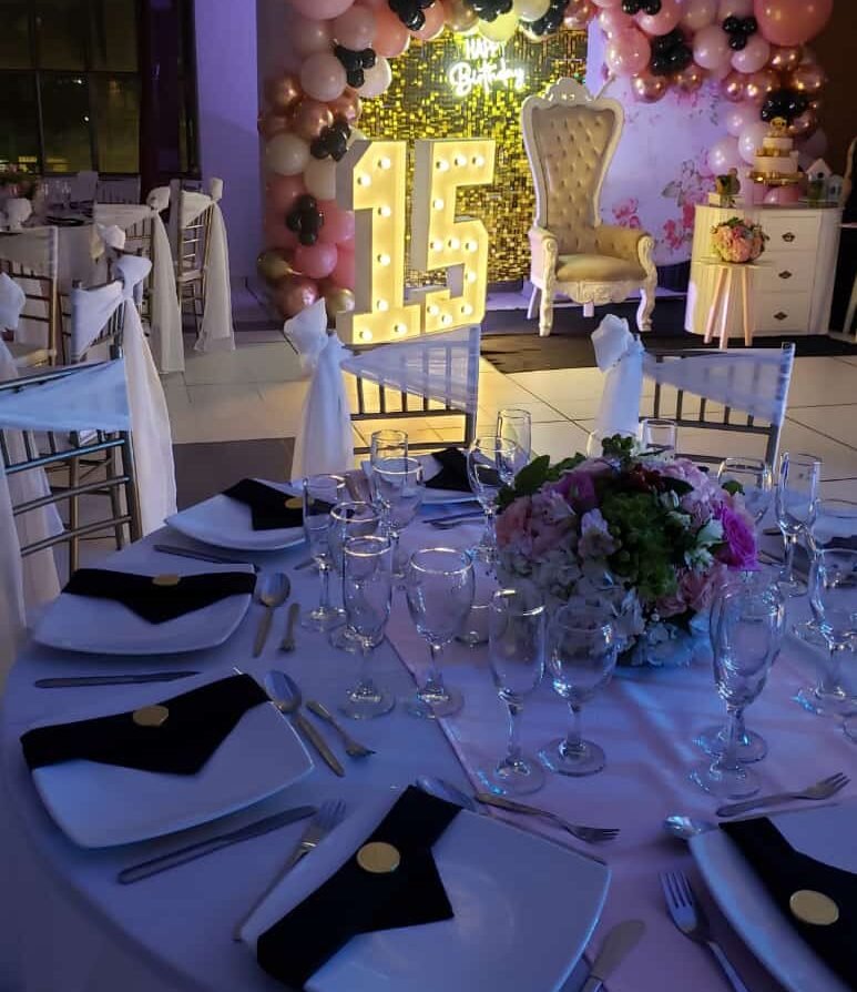 decoración para fiesta de Quince Años en Pandi Cundinamarca
