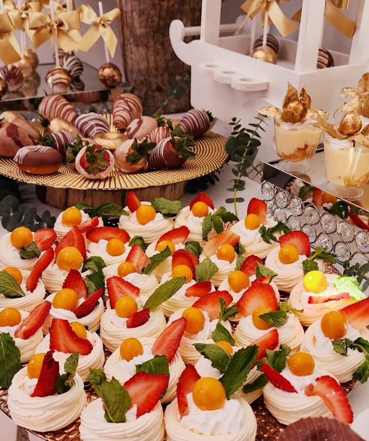 mesas de postres para fiestas de primera comunión en Granada Cundinamarca