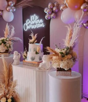 organizacion-de-eventos-religiosos-primera-comunion-en-bogota-catering-manteleria-y-alquiler-de-mobiliario