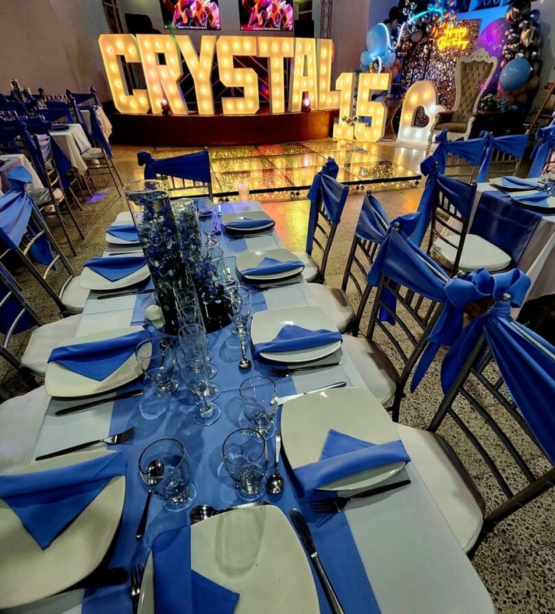 precios fiesta de Quince Años con todo incluido buffet catering en Silvania Cundinamarca