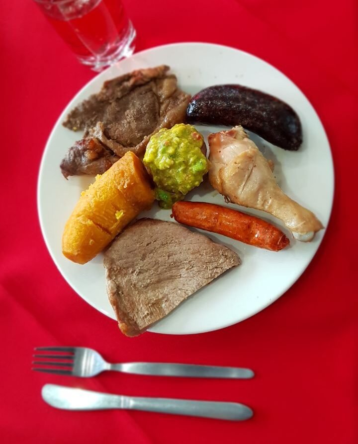 servicio-de-buffet-montaje-profesional-para-eventos-empresariales-en-cabrera-cundinamarca-precios